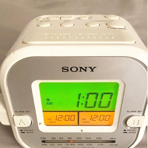 Sony ICF-C180 FM/AM Clock Radio Dream Machine Dual Alarm Weekend Alarm Vintage - Picture 8 of 8